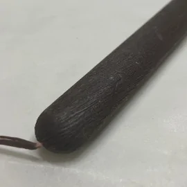 Λαμπάδα Οβάλ Λεπτή Ξυστή Καφέ 33 εκ.